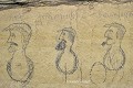 Champignonnistes caricaturés à la manière de jeunes champignons (Saint-Emilion, France). Art des carrières 
 Bordeaux 
 Saint-Emilion 
 Sud-ouest 
 carrière 
 carrière souterraine 
 champignonnistes 
 champignons 
